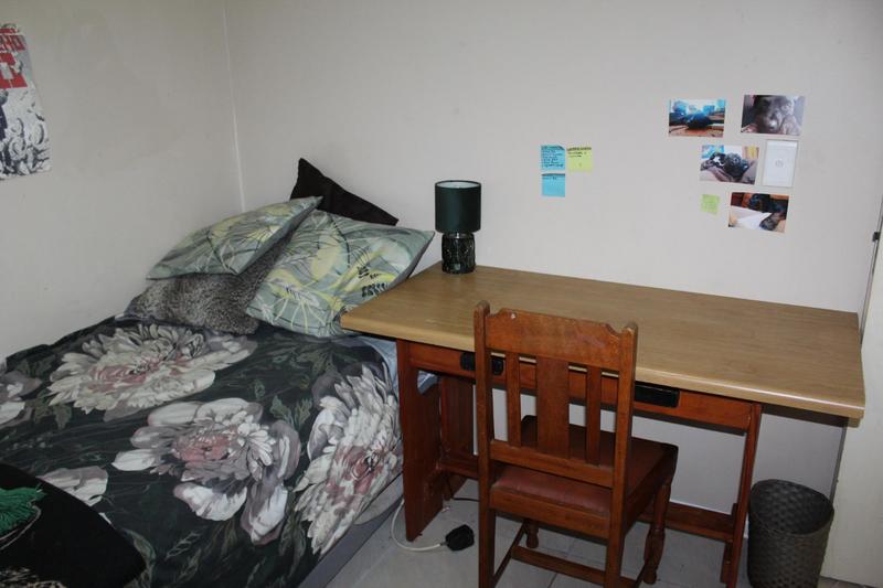 2 Bedroom Property for Sale in Buhrein Western Cape